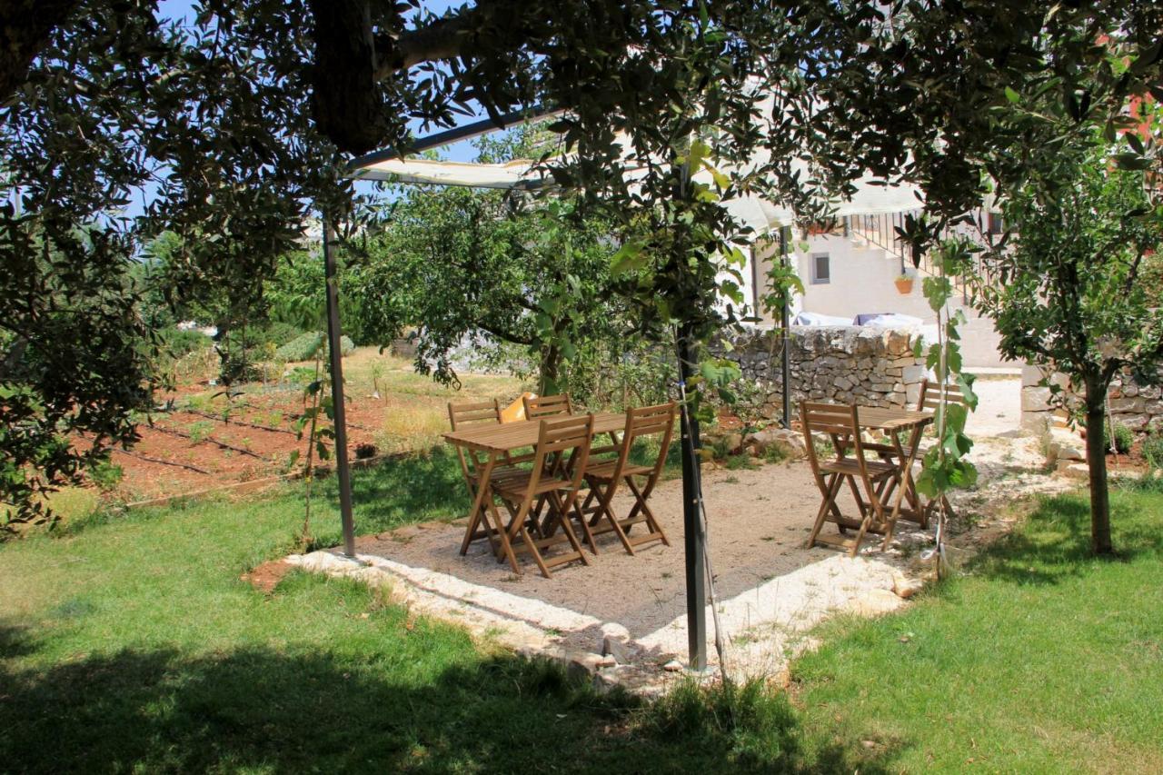 Masseria Trulli Sull'Aia Cisternino Exterior foto